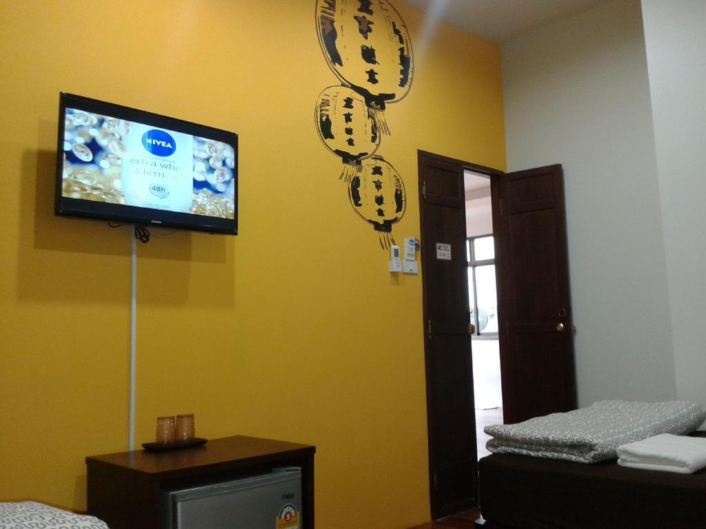 Vandrarhem Sunny Phuket